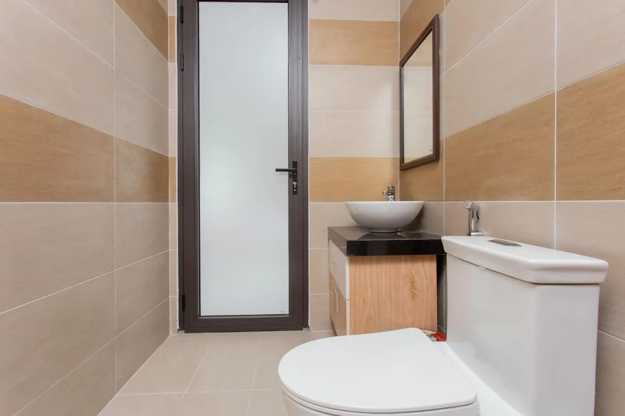**  Oyo 1041 Hien Luong Hotel & Apartment Da Nang Vietnam