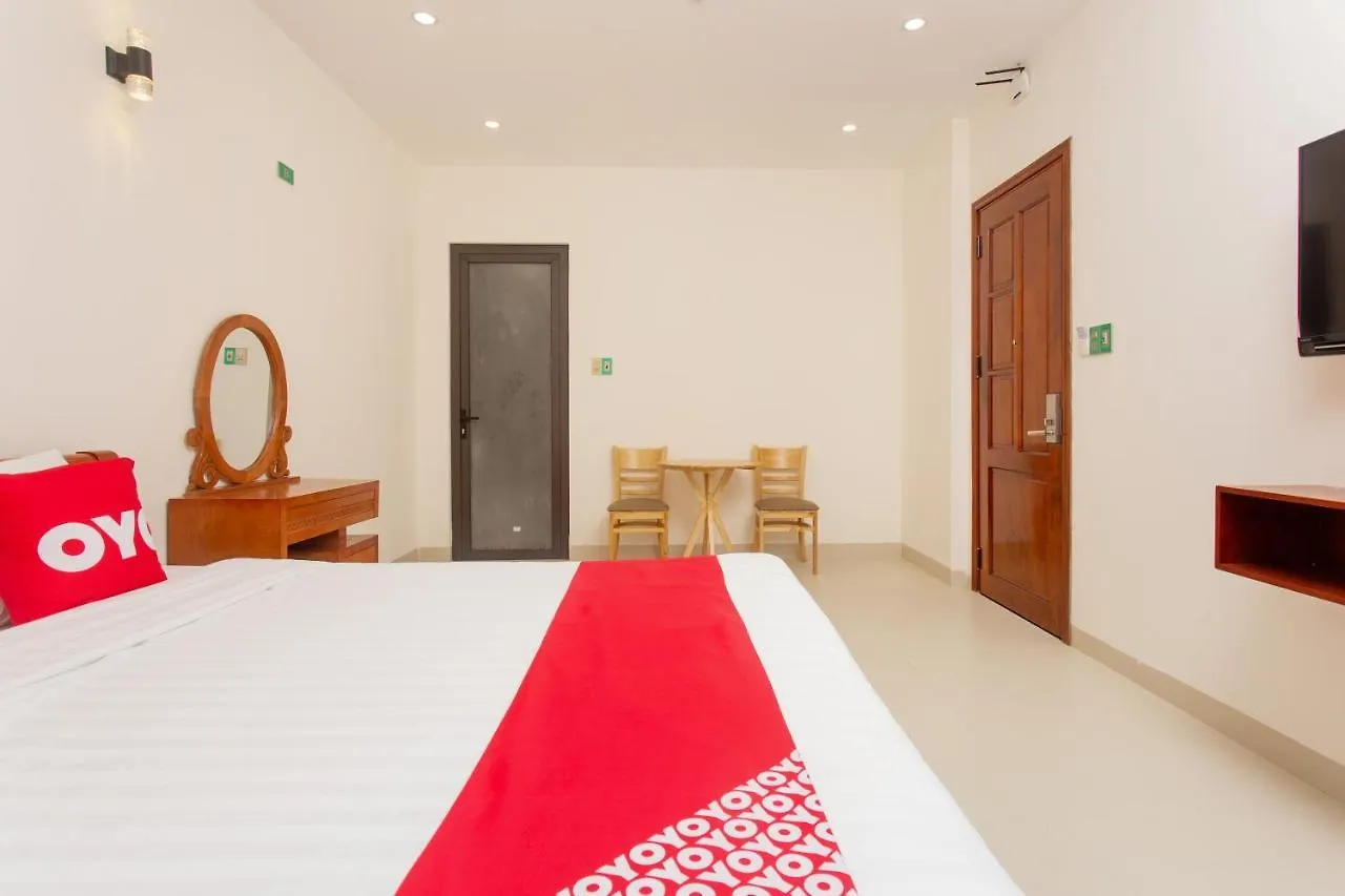 Oyo 1041 Hien Luong Hotel & Apartment Da Nang 2*,