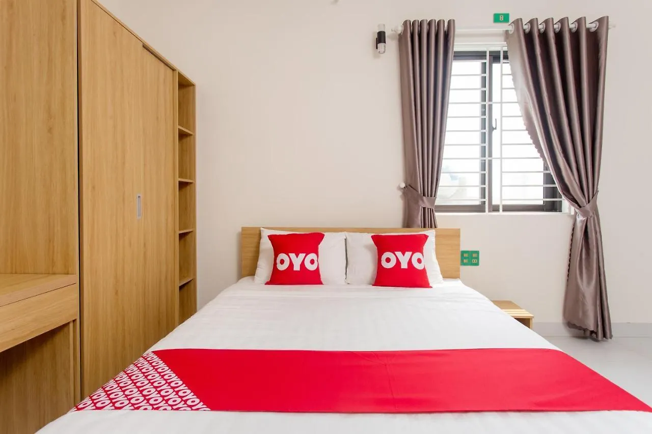 Oyo 1041 Hien Luong Hotel & Apartment Da Nang 2*,  Vietnam
