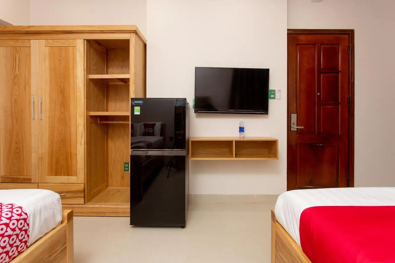 **  Oyo 1041 Hien Luong Hotel & Apartment Da Nang Vietnam