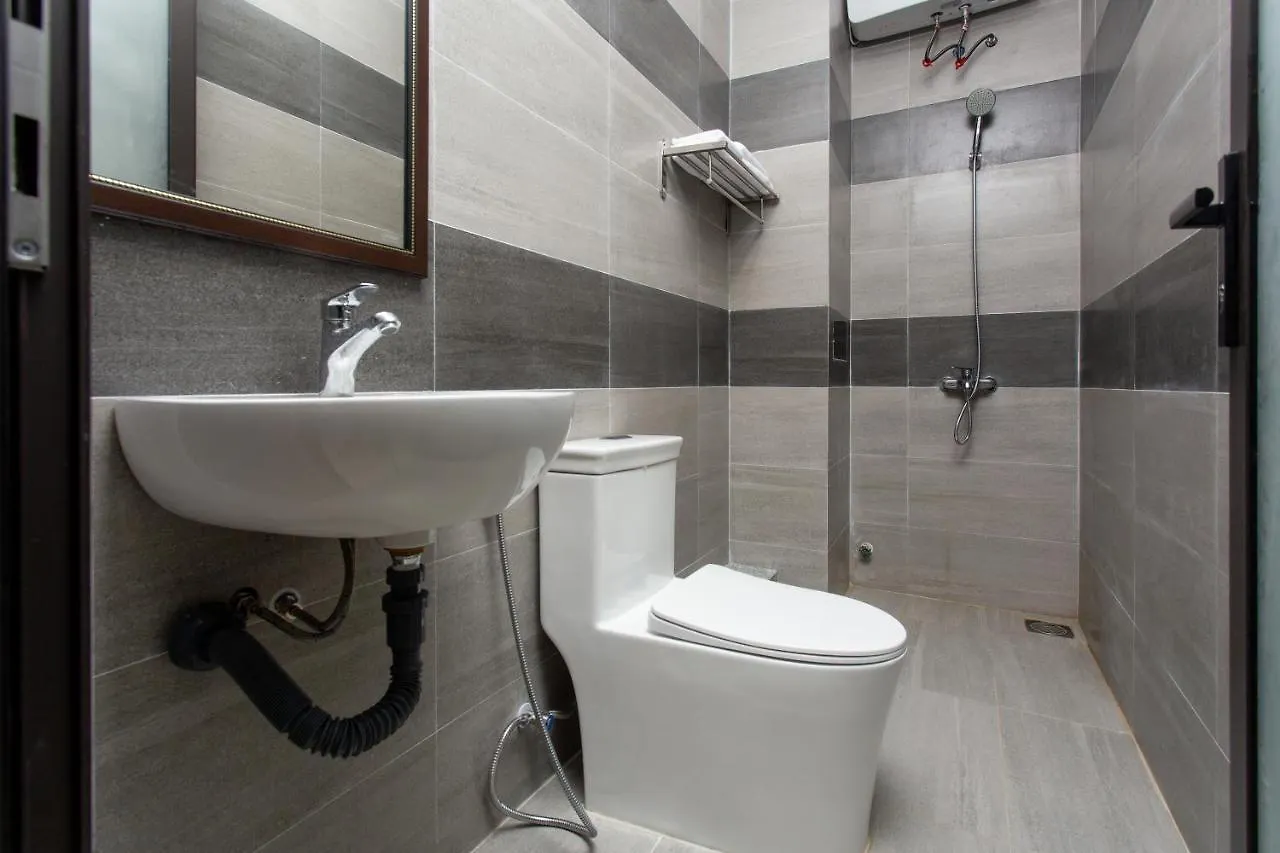 Oyo 1041 Hien Luong Hotel & Apartment Da Nang